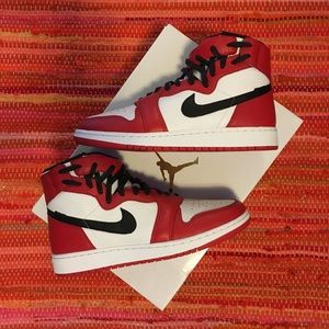 NIB Women’s Nike Air Jordan 1 Rebel XX Size 8.5